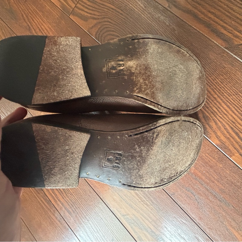 Frye women’s Tan Leather Footwear 8.5 - Picture 8 of 11